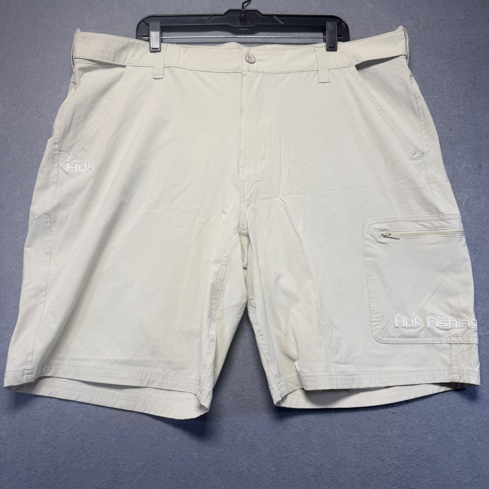 Huk Performance Fishing Shorts Men XXXL Tan Khaki Stretch Cargo Pockets 44 Waist